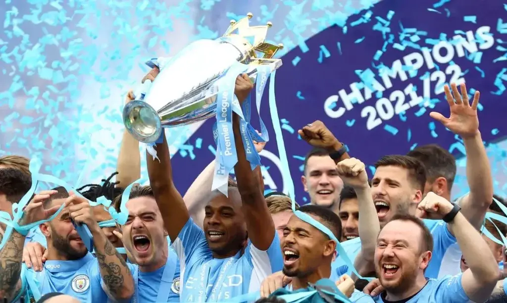 Com virada histórica