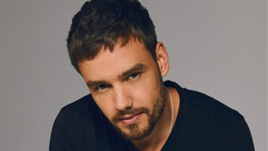 Liam Payne foi visto discutindo com uma mulher misteriosa sobre dinheiro no saguão de seu hotel poucas horas antes de morrer Foto: Divulgação