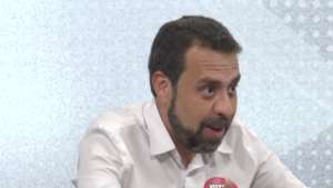 Boulos afirma que Tarcísio usa eleição como "trampolim" para 2026