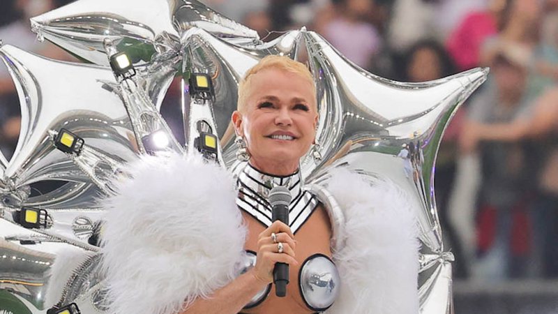 Fã cospe em Xuxa Meneghel