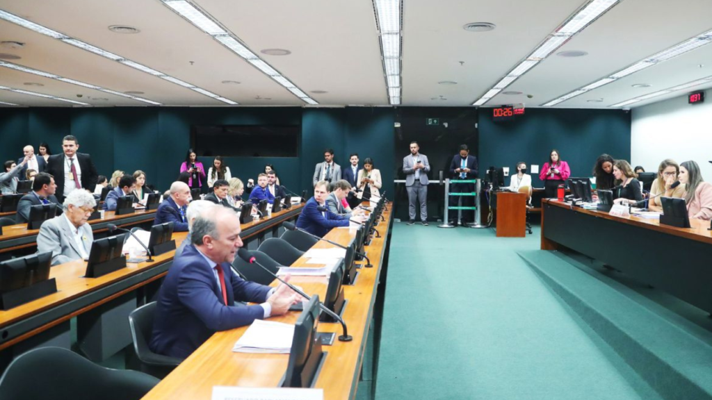 PEC que proíbe aborto no Brasil entra em pauta na CCJ da Câmara dos Deputados