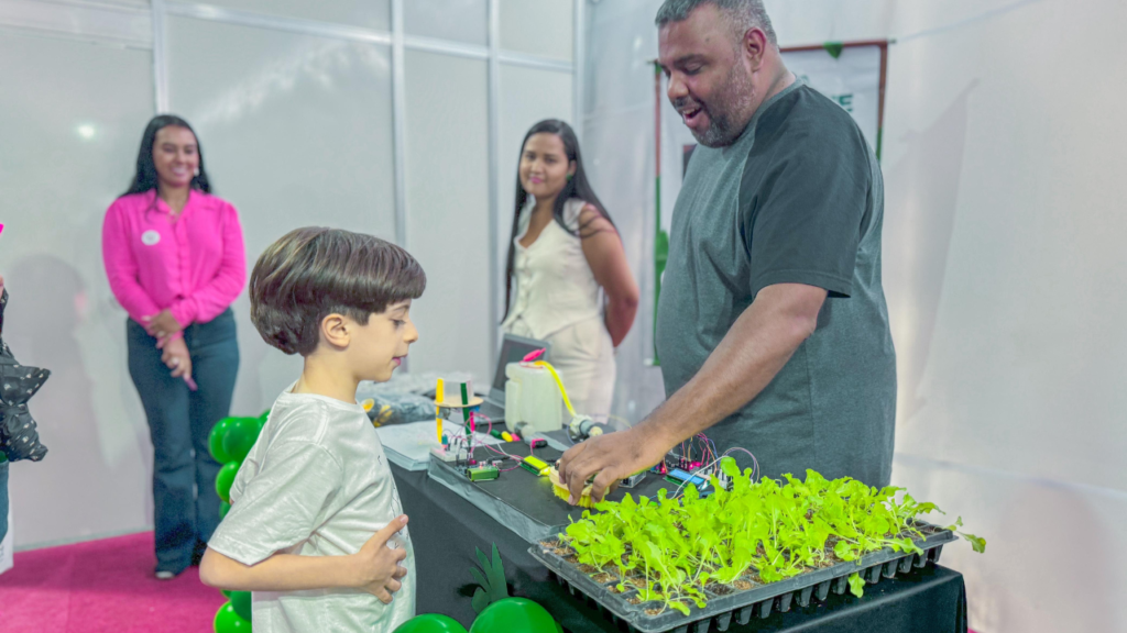 Senador Canedo se destaca na 21ª Semana Nacional de Ciência e Tecnologia, em Brasília