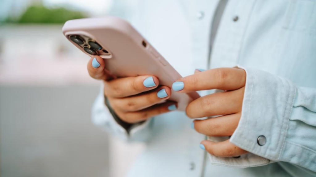 Deputado propõe proibição do uso de celulares Foto: Divulgação