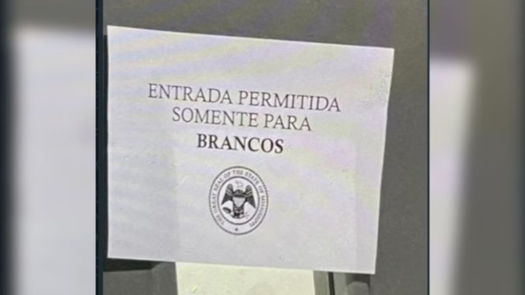 “Somente para brancos”: alunos denunciam racismo Foto: Reprodução