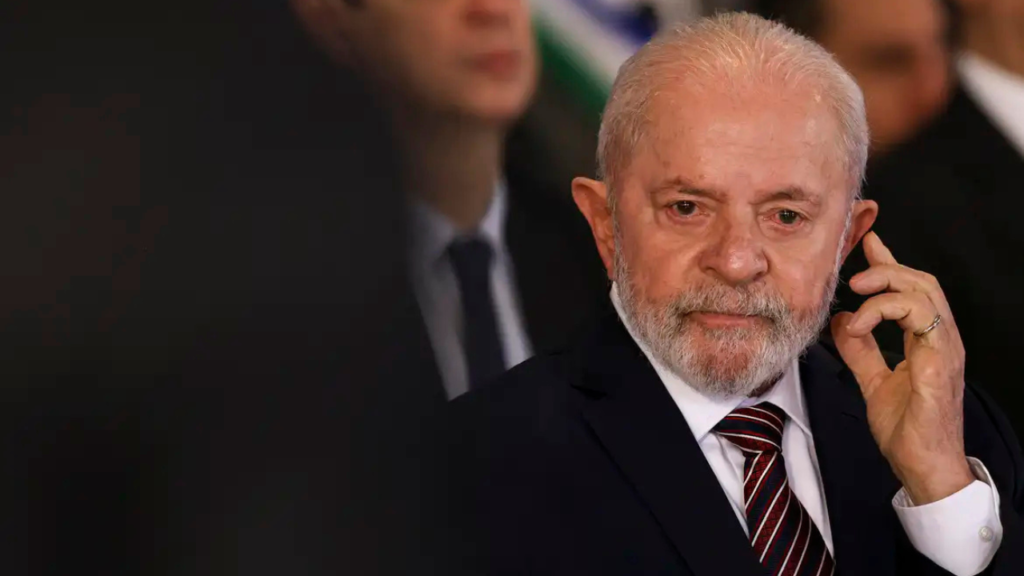 Lula não deve se manifestar sobre atentado em Brasília