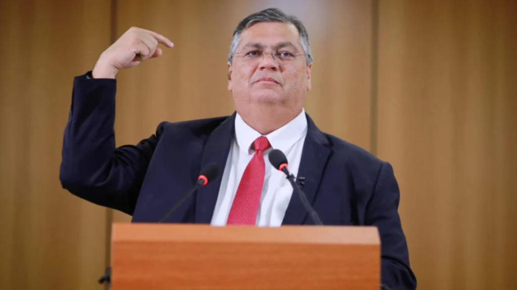 Dino barra emendas pix e desagrada deputados e prefeitos