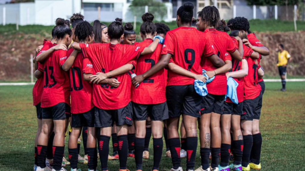 Atlético-GO Feminino goleia mais uma vez no Goianão