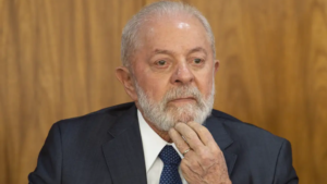 Disputa por recursos em Brasília pode beneficiar Lula