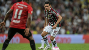 O Fluminense aumentou suas chances de permanência na série A após empate com o Athlético PR