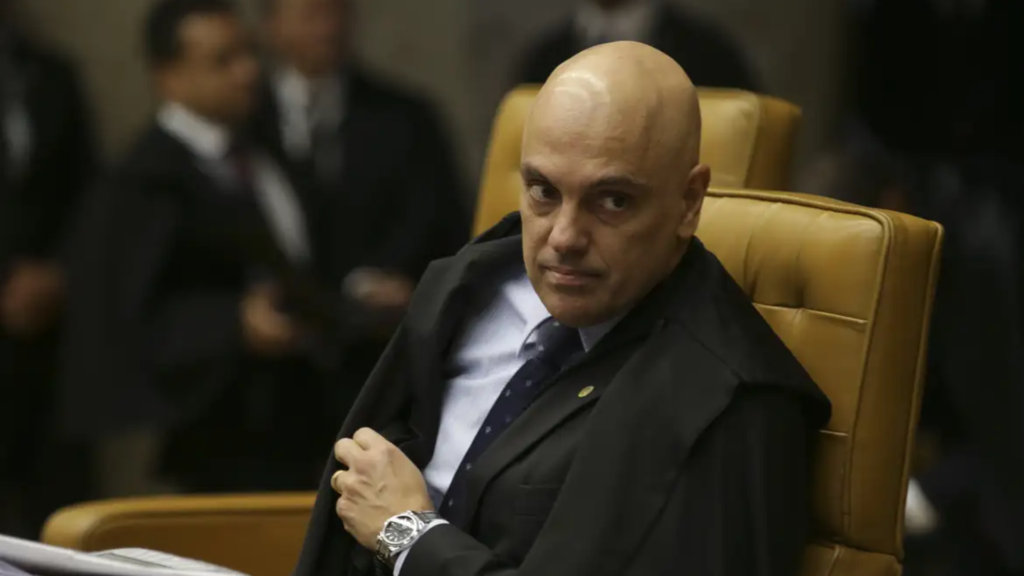 Moraes quer explicação do Exército para visitas sem autorização dentro de 48 horas