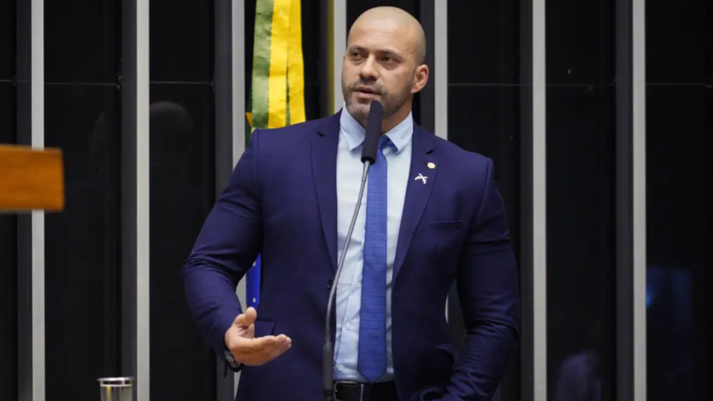 Moraes afirma que Daniel Silveira usou hospital como "verdadeiro álibi"