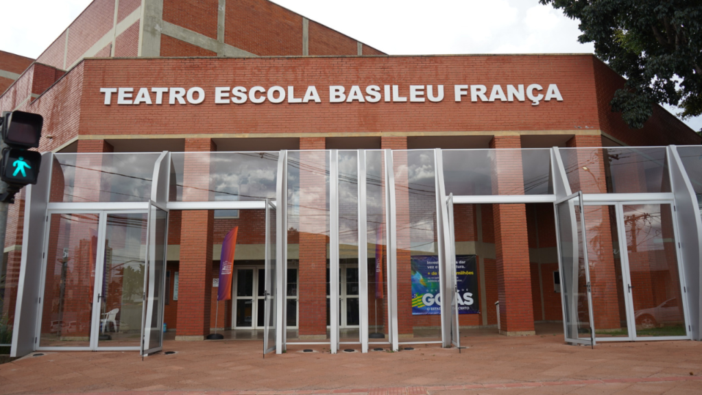 Basileu França abre vagas para cursos gratuitos para três segmentos