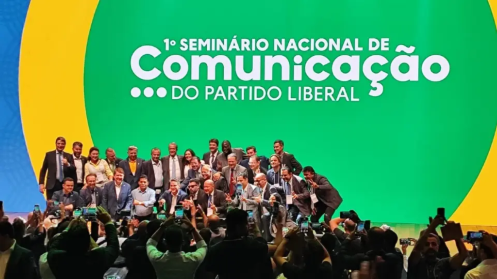 Discurso de Bolsonaro e presença de big techs marcam encontro do PL