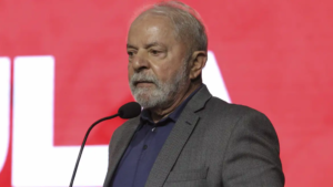 Por reeleição, Lula terá que repetir estratégia do passado