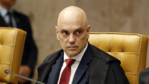 Moraes autoriza divulgação pública de vídeos e áudios da delação de Mauro Cid