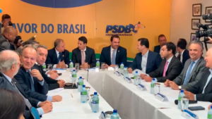 PSDB caminha para uma fusão ainda mais frágil