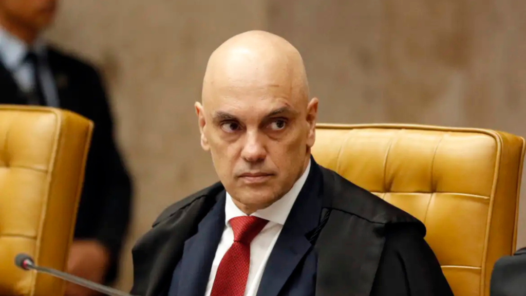 Moraes encaminha defesa dos denunciados pelo golpe à PGR