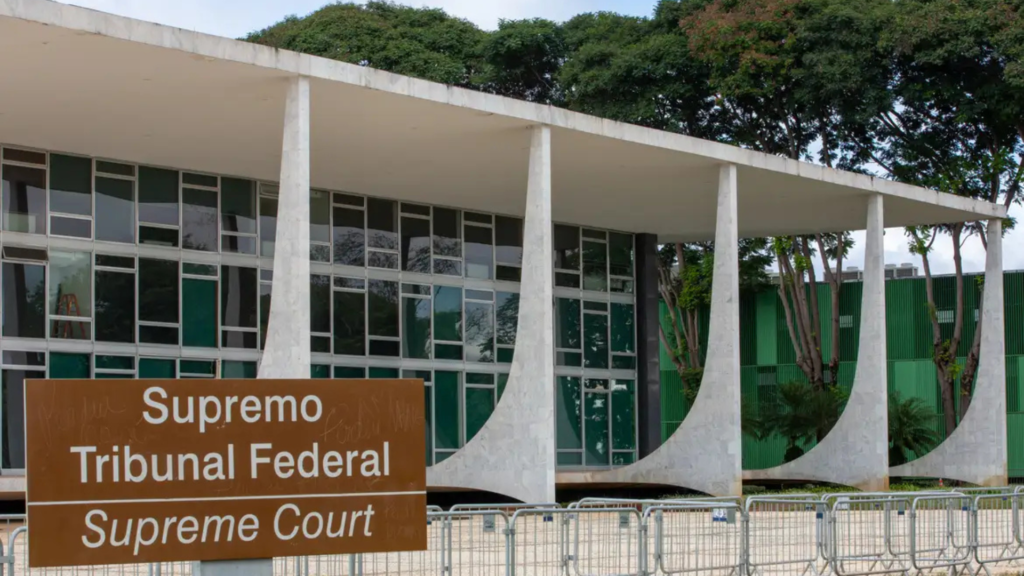 Em decisão unânime, STF acata denúncia contra deputados do PL