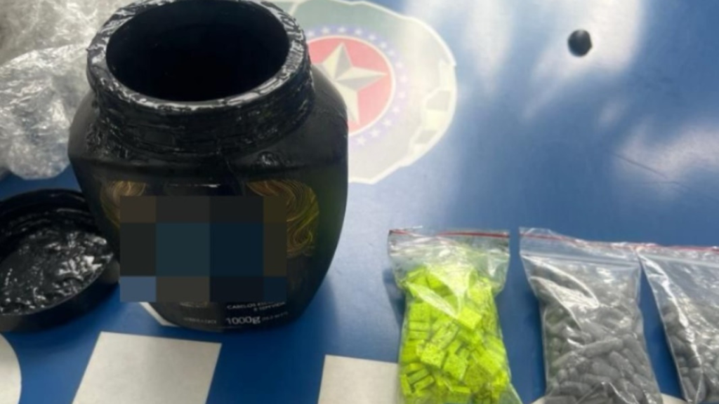 Homem está preso em Goiânia ao receber ecstasy pelos Correios Foto: Divulgação