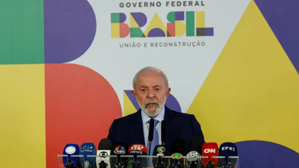 Governo Lula planeja novo slogan e quer Brasil como "país da prosperidade"