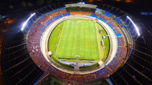 Engenheiro relembra construção do Serra Dourada e recebe homenagem pelos 50 anos do estádio Foto: Divulgação