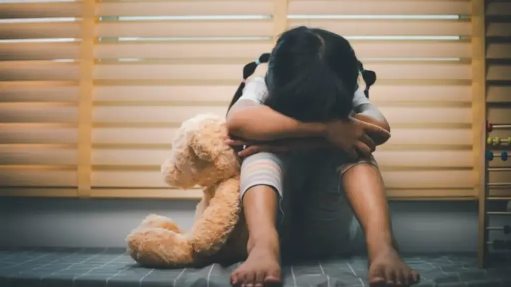 Homem é preso suspeito de abusar sexualmente da própria filha de 13 anos em Corumbá de Goiás