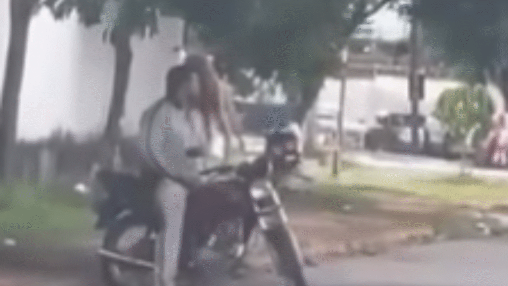 Homem é preso por se masturbar em frente a um colégio no Jardim Balneário Meia Ponte, em Goiânia Foto: Divulgação