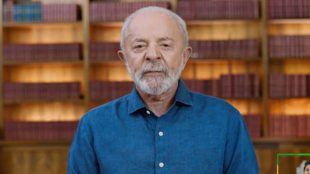 Lula fala sobre fraudes no INSS e afirma que governo vai debater escala 6x1