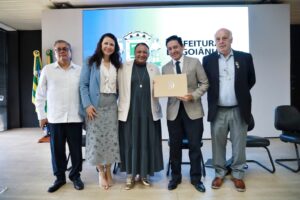 Prefeitura de Goiânia recebe embaixador do México