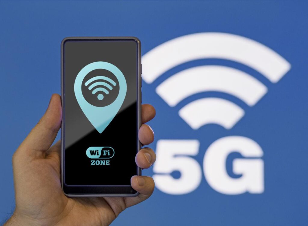 Câmara aprova internet gratuita em espaços públicos da cidade