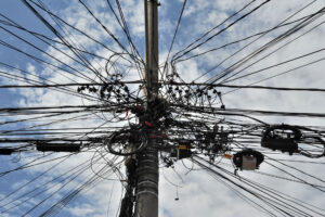 Distribuidora disponibiliza equipamentos para perícias, oferece treinamento técnico e fortalece a responsabilização de crimes que impactam toda a sociedade