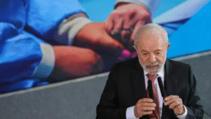 Lula lança programa para acelerar atendimento com especialistas no SUS