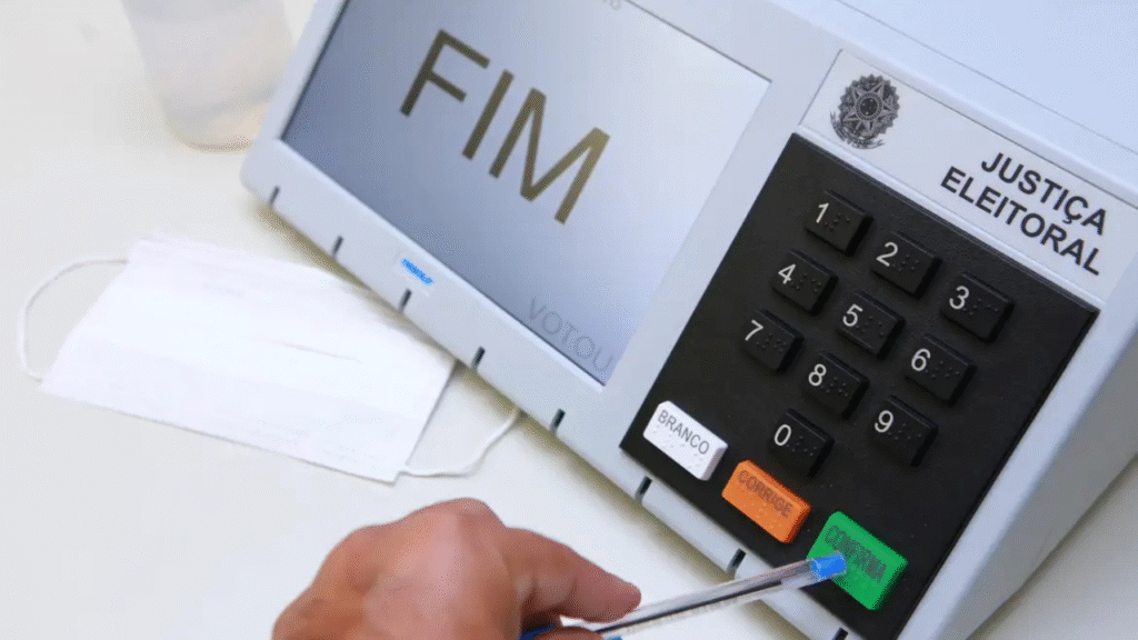 Unificar eleições é “absurdo completo”, diz cientista político sobre PEC do fim da reeleição