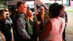 Ação desumana de Mabel contra população de rua desgasta gestão