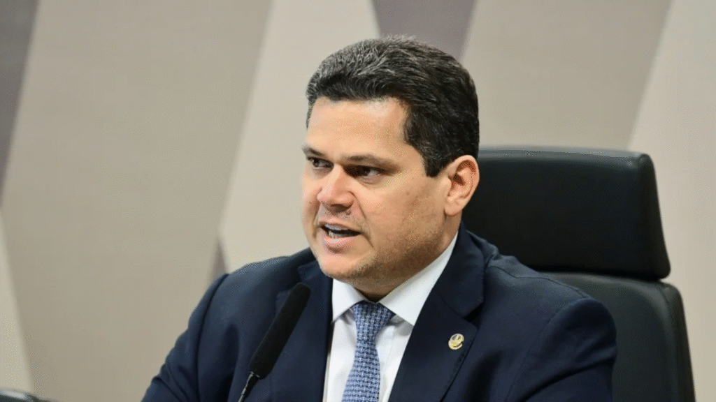 Aumento do número de deputados será pautado no Senado após retorno de Alcolumbre
