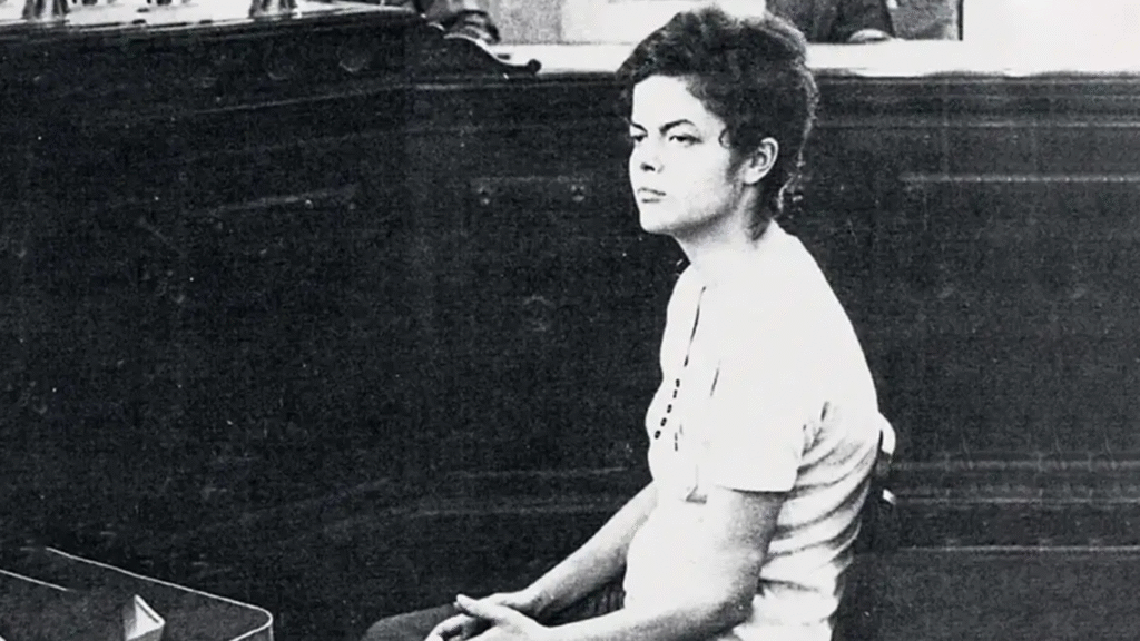 Comissão concede anistia à ex-presidente Dilma Rousseff