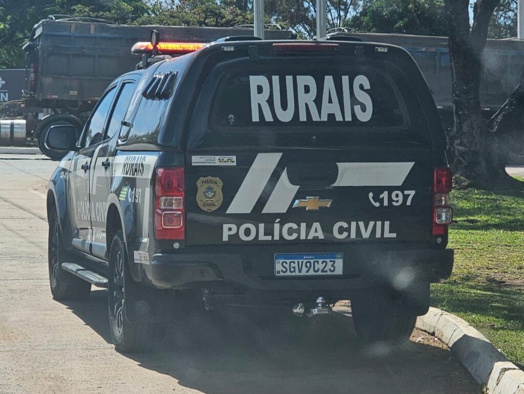 Polícia