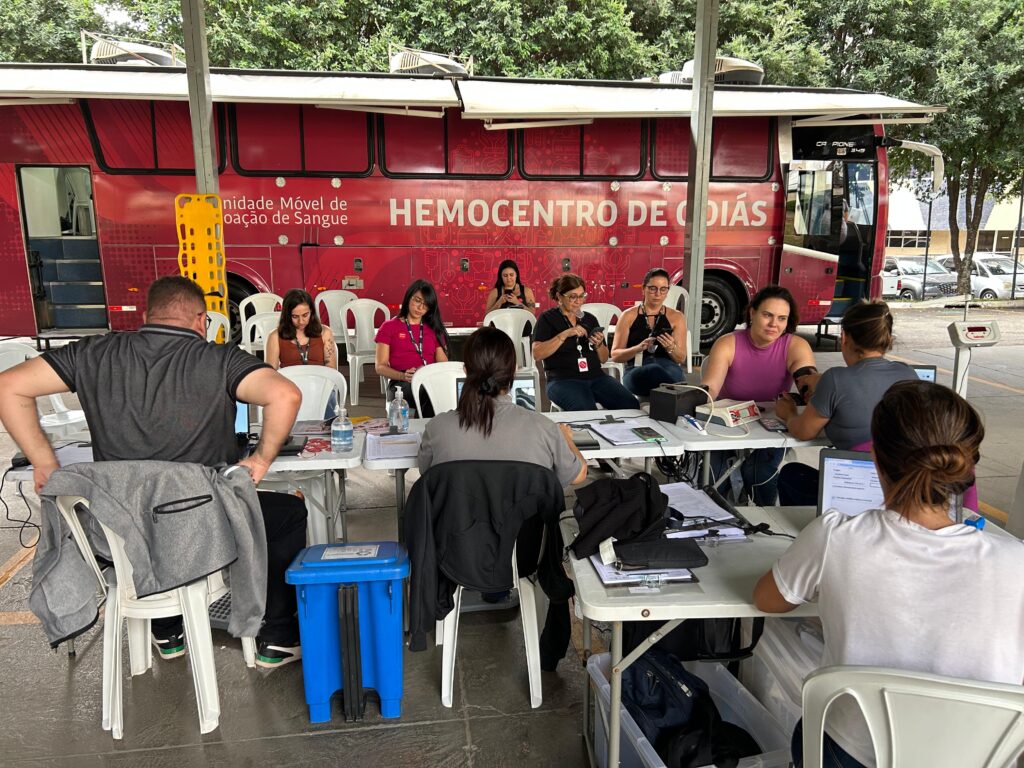 Colaboradores do Ipasgo Saúde doam 123 bolsas de sangue em campanha que pode salvar quase 500 vidas