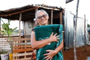 Pela primeira vez, doações em dinheiro podem ser feitas online. Recursos serão usados para comprar cobertores que vão aquecer quem mais precisa.