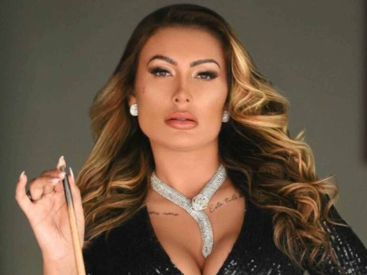 Conheça 10 famosas brasileiras que faturam milhões com conteúdo adulto