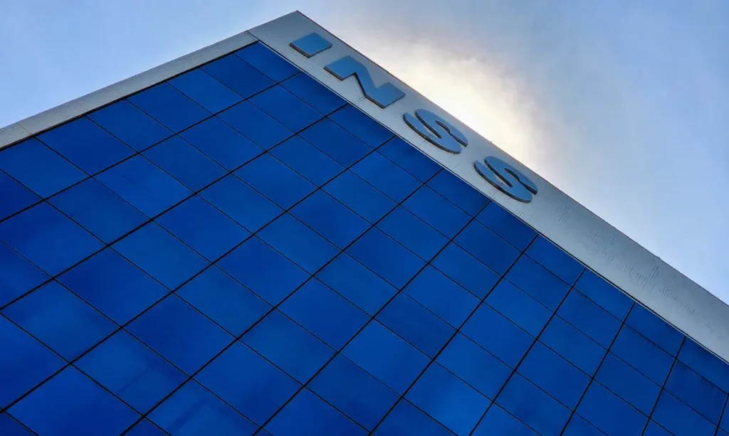 Aposentados terão devolução de descontos indevidos em parcela única até o fim do ano, diz AGU