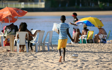 240 F 335812683 OvkOX10fgtLUuhbQoRkJeBjNqN6GLTmZ