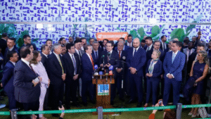 PRD e Solidariedade formalizam federação partidária de olho no Centrão