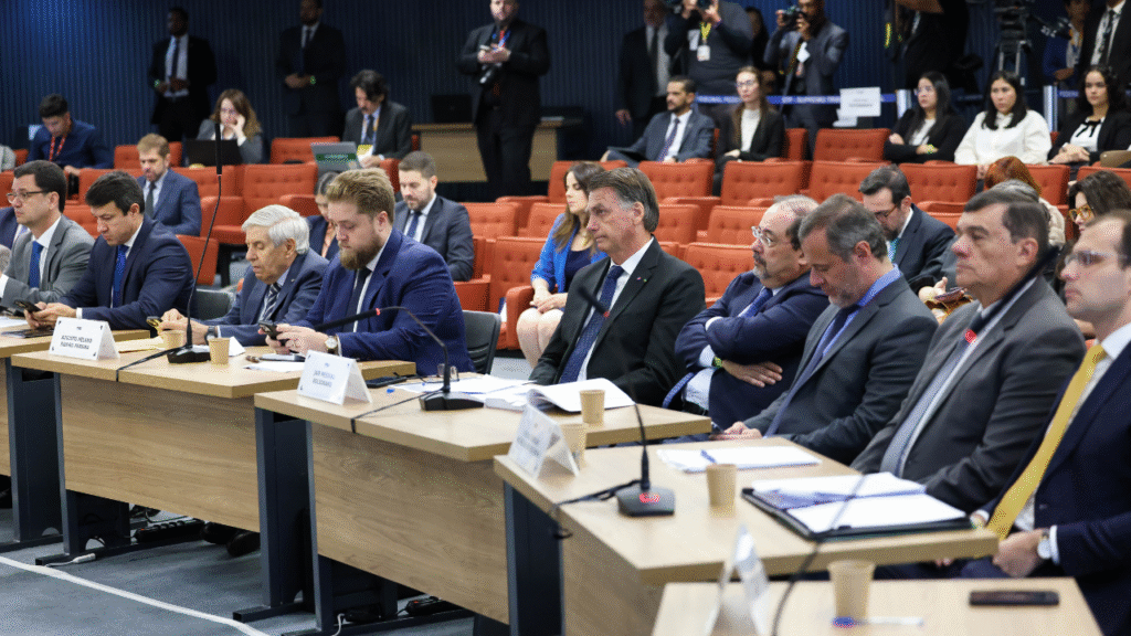 Interrogatório do "Núcleo Crucial"