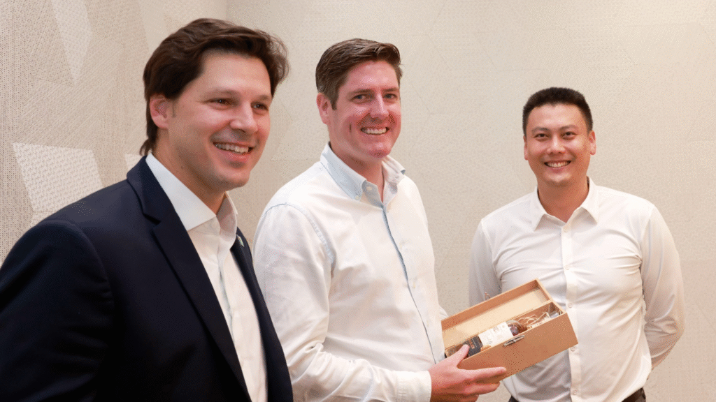 Governo estadual articula com fundo de Singapura e mira parcerias para projetos sustentáveis