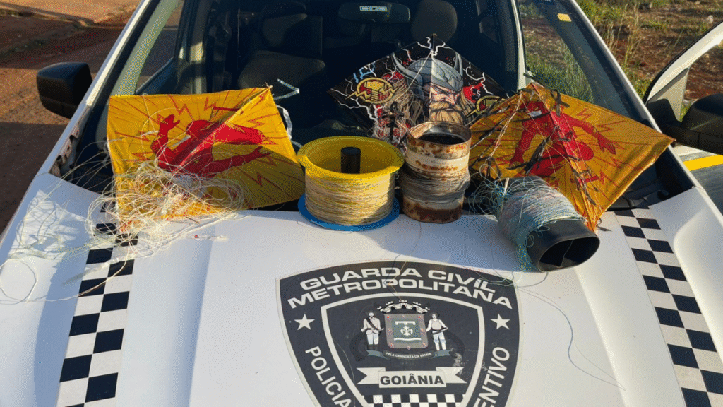 As ações, que seguem até o fim de agosto, têm como foco não apenas a repressão, mas também a conscientização sobre os riscos à vida causados pelo uso de cerol Foto: Divulgação/GCM