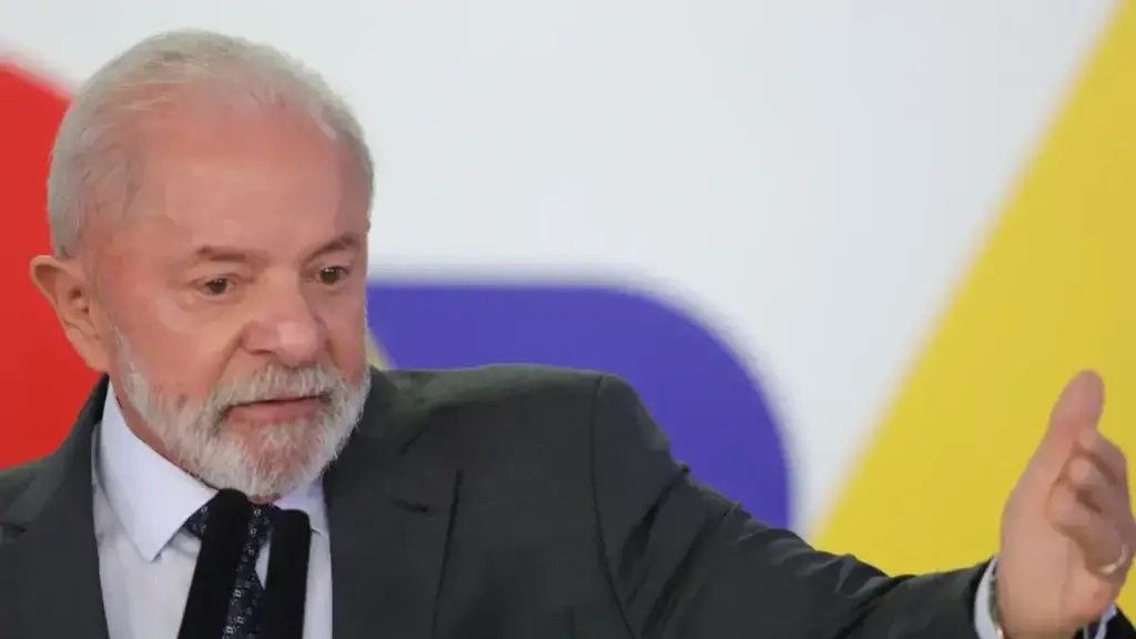 Comissão da Câmara quer investigação da PGR contra Lula