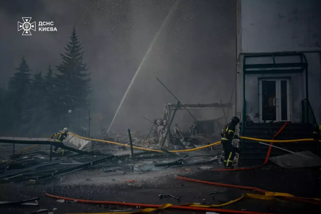 Rússia intensifica bombardeios contra Ucrânia e aumenta tensão com Ocidente