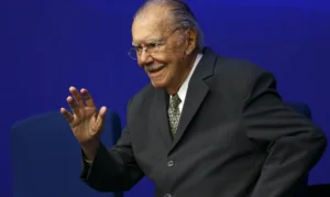 Aos 95 anos, Sarney entra no Instagram e faz balanço de vida e política