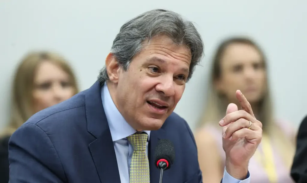 Haddad participa de audiência na Câmara sobre IR e crédito consignado